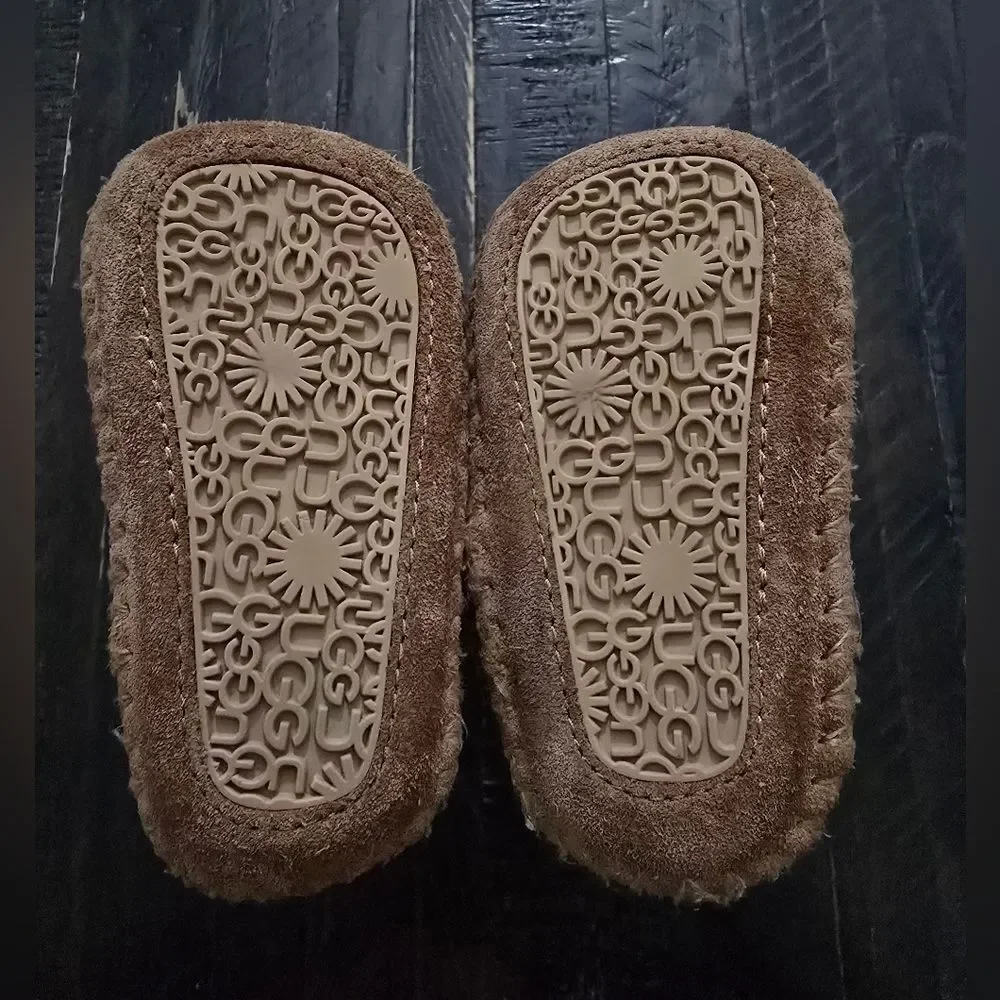 UGG Australia Brown Shearling Lined Booties Size 0/1 Infant Baby Girl